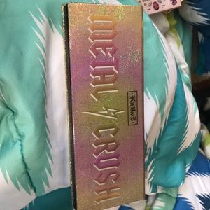 KVD Metal Crush Highlighter Palette
